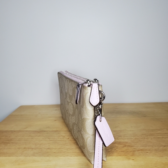 Authentic Coach double Zip Wristlet - Picture 10 of 16